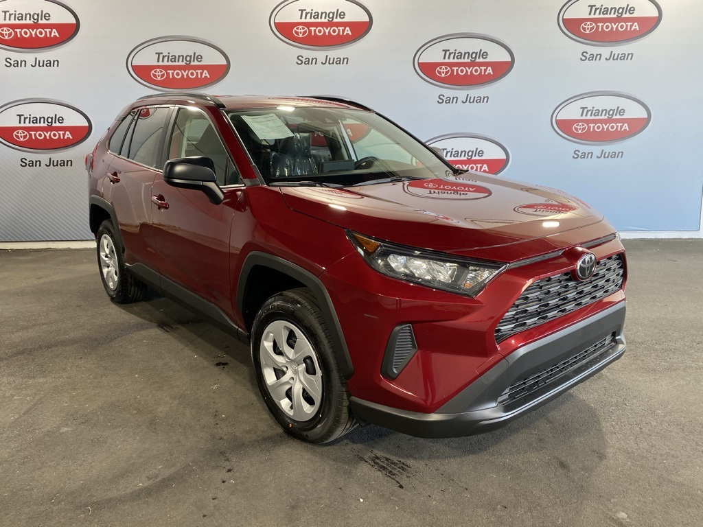 2025 Toyota RAV4 LE photo 3