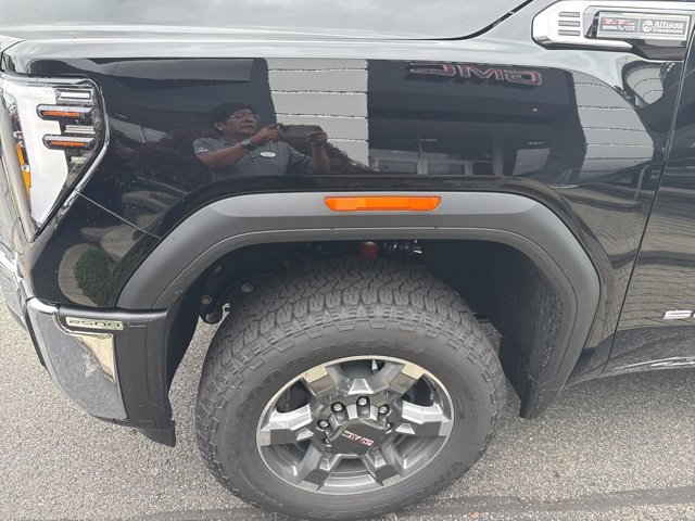 2025 Gmc Sierra 2500 HD SLT photo 3