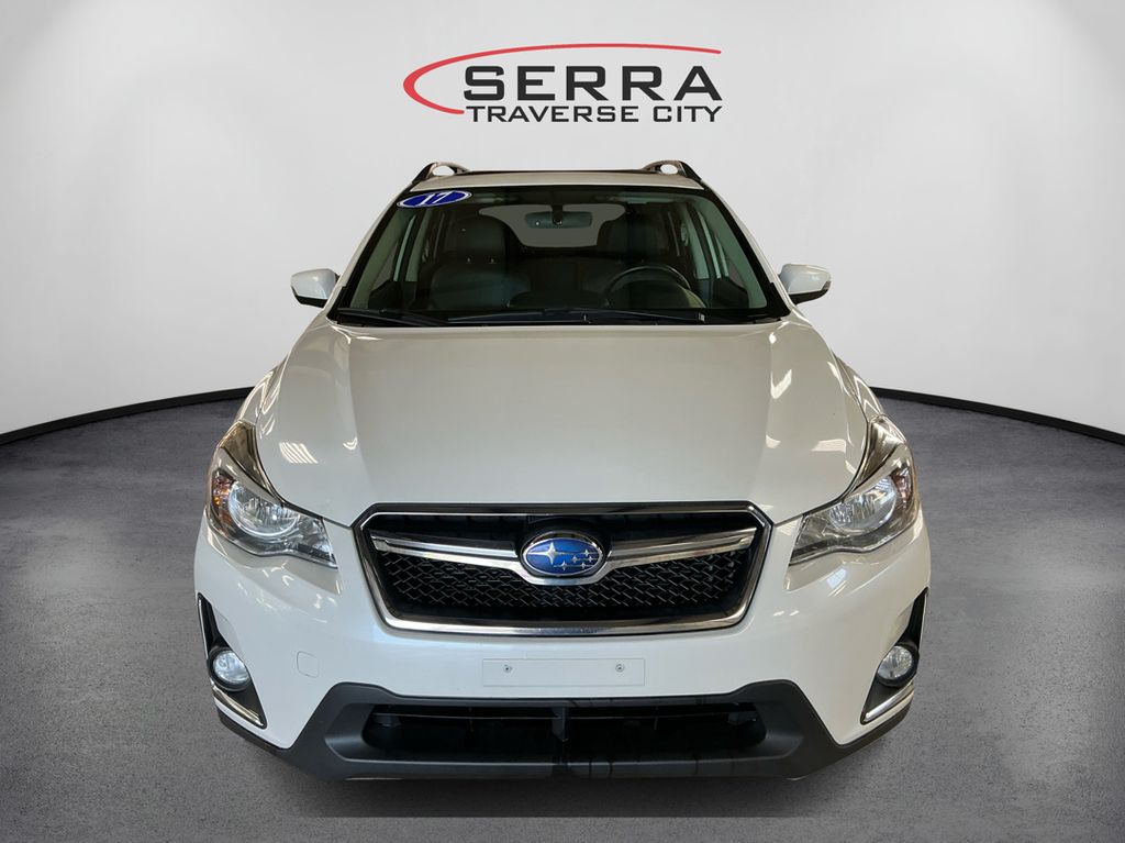 2017 Subaru Crosstrek 2.0i Limited photo 2