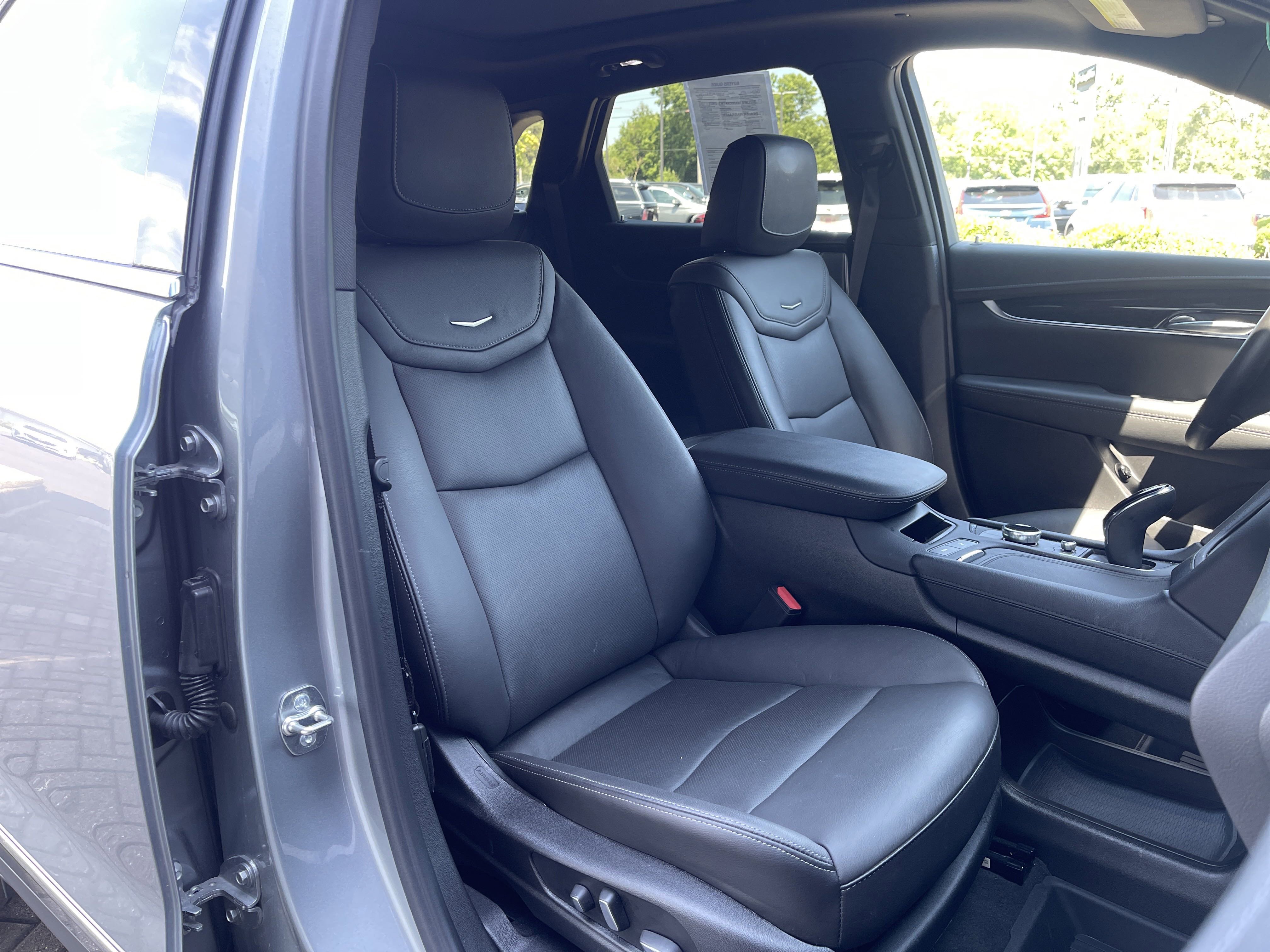 2025 Cadillac XT5 Premium Luxury photo 17
