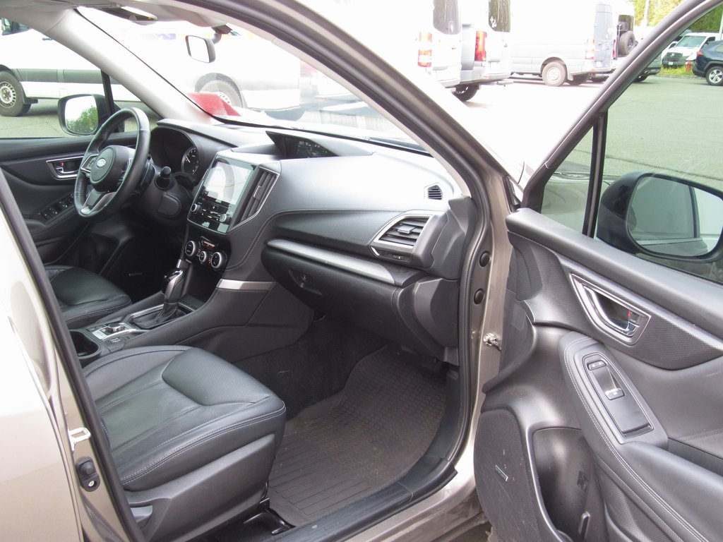 2021 Subaru Forester Limited photo 15