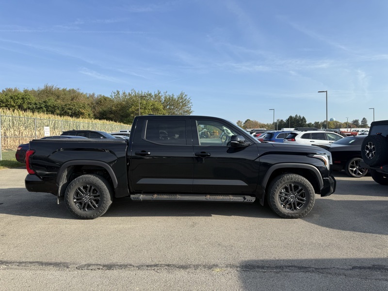 2023 Toyota Tundra SR5 photo 5