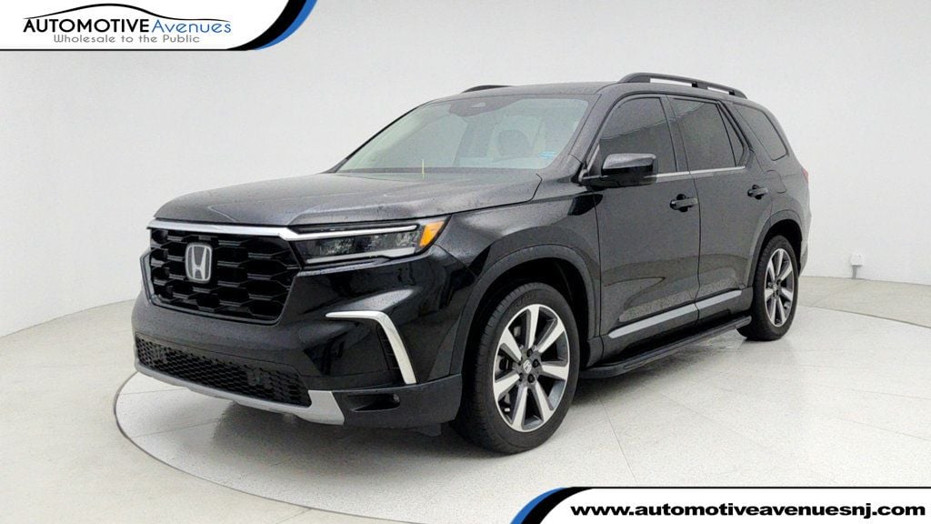 2023 Honda Pilot Touring's photo