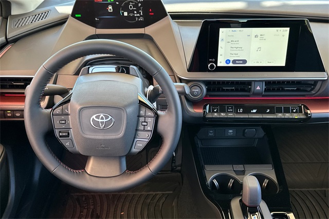 2026 Toyota Prius Plug-in Hybrid XSE photo 15