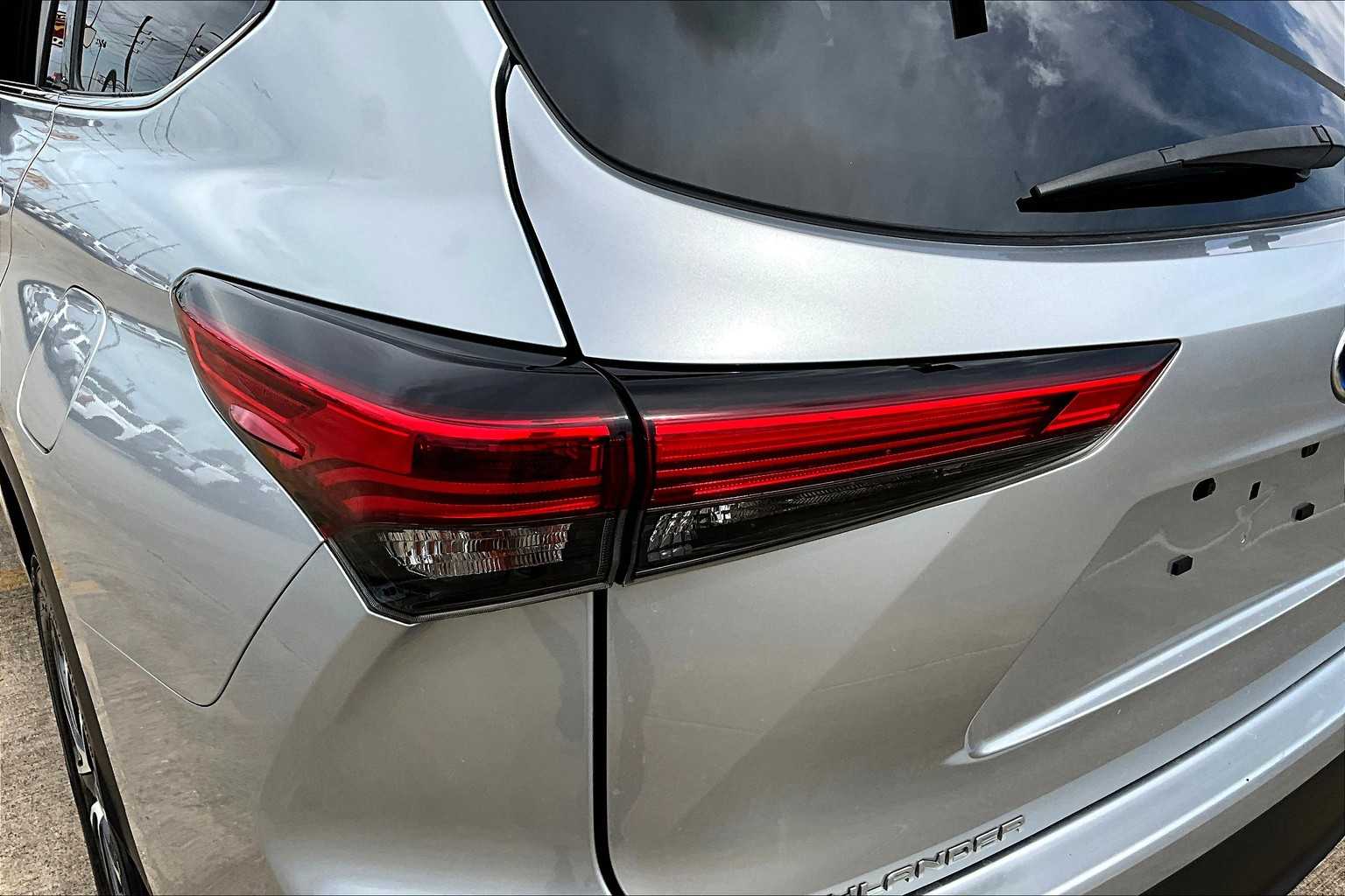 2022 Toyota Highlander Hybrid XLE photo 26