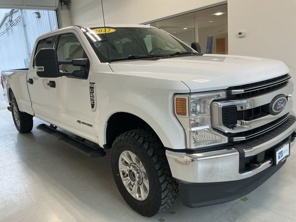 2022 Ford F-250 Super Duty XLT's photo