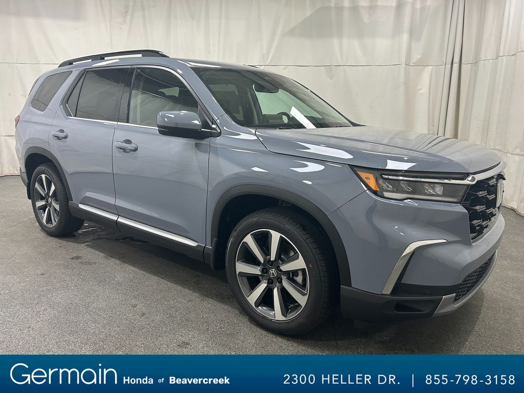 2025 Honda Pilot Touring's photo