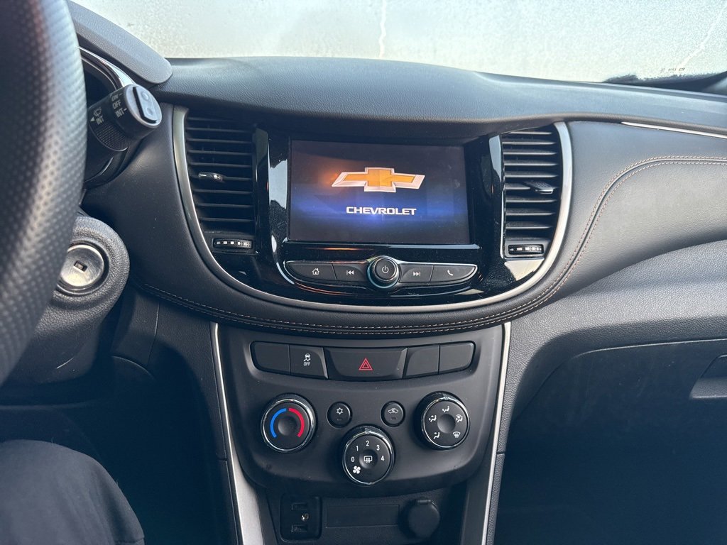 2022 Chevrolet Trax LS photo 6