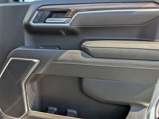 2025 Chevrolet Silverado 1500 LT photo 36