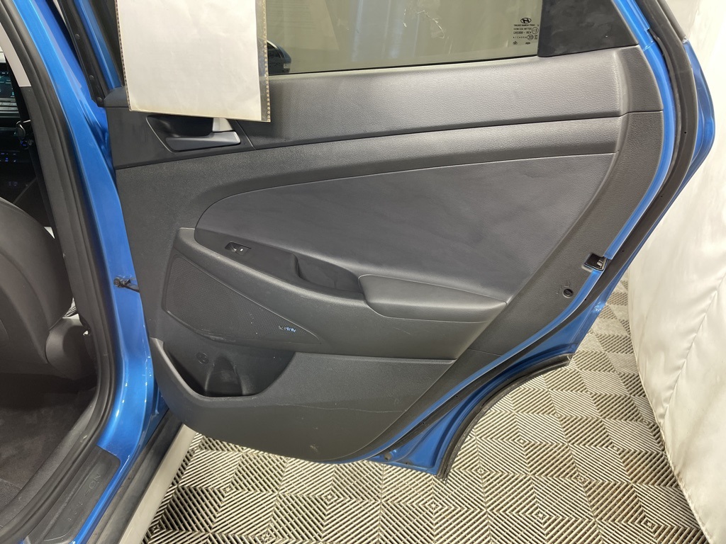2017 Hyundai Tucson SE Plus photo 29