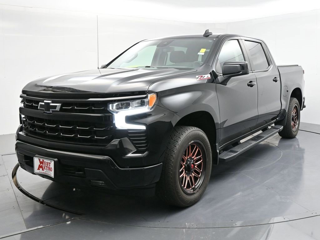 Used 2023 Chevrolet Silverado 1500 RST with VIN 2GCUDEED1P1113615 for sale in Monticello, Minnesota