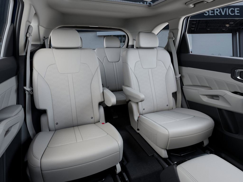 2025 Kia Sorento SX photo 2