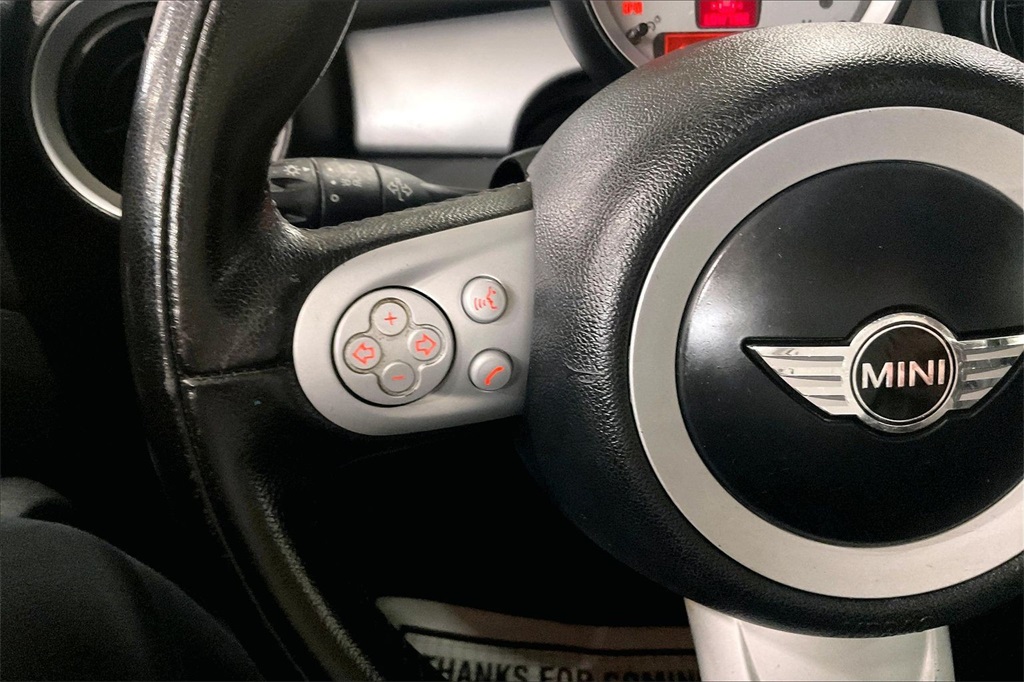 2010 MINI COOPER - Image 16