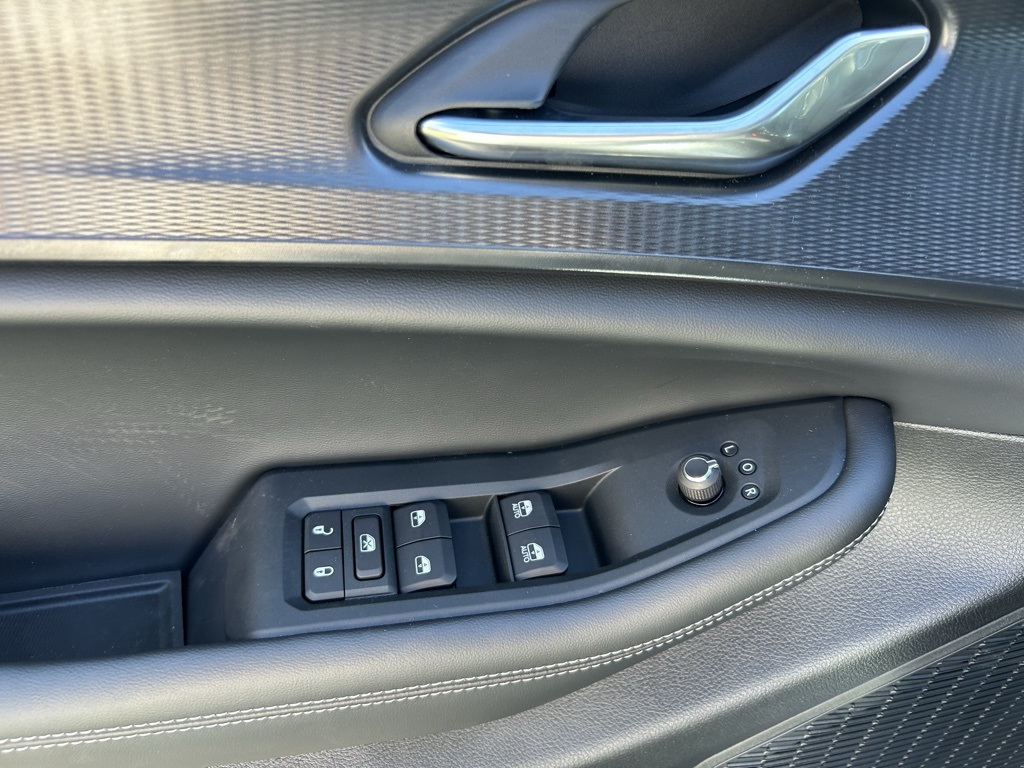 2025 Jeep Grand Cherokee Laredo X photo 11