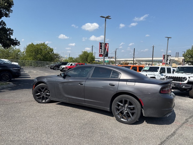 2022 Dodge Charger SXT photo 12