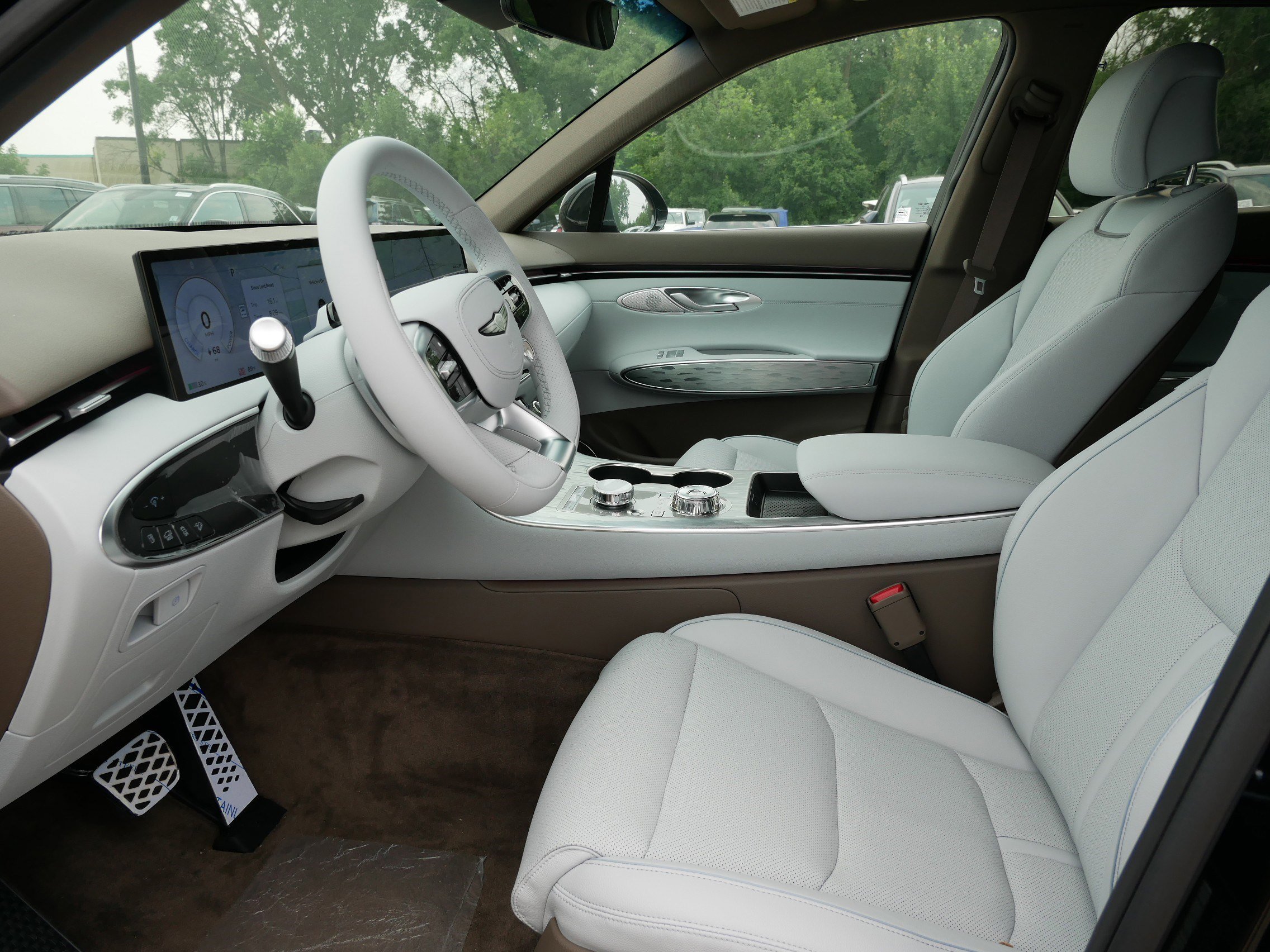 2026 Genesis Electrified GV70 photo 4