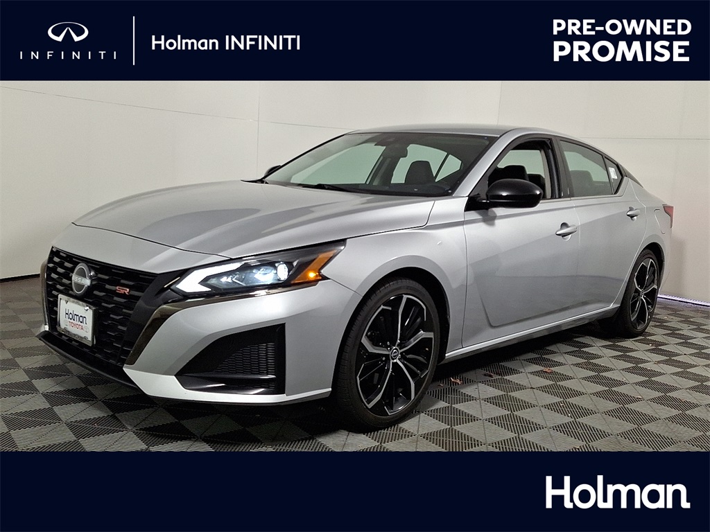 2023 Nissan Altima SR