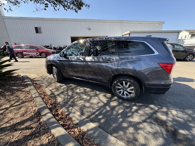 2022 Honda Pilot EX-L photo 3