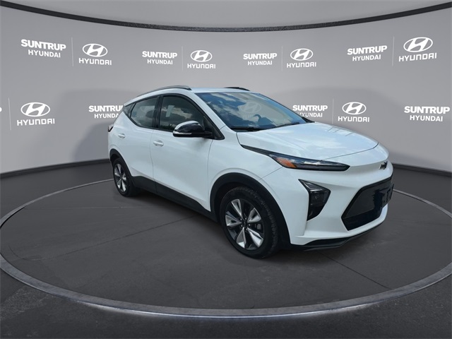 Used 2023 Chevrolet Bolt EUV LT with VIN 1G1FY6S06P4158485 for sale in St. Louis, MO