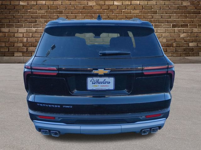 2026 Chevrolet Traverse photo 3