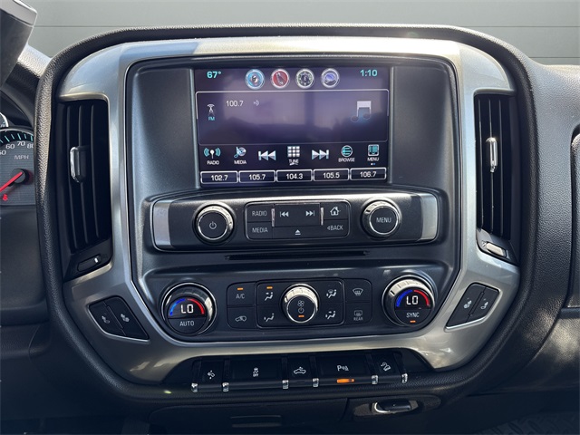 2016 Chevrolet Silverado 1500 LT photo 15