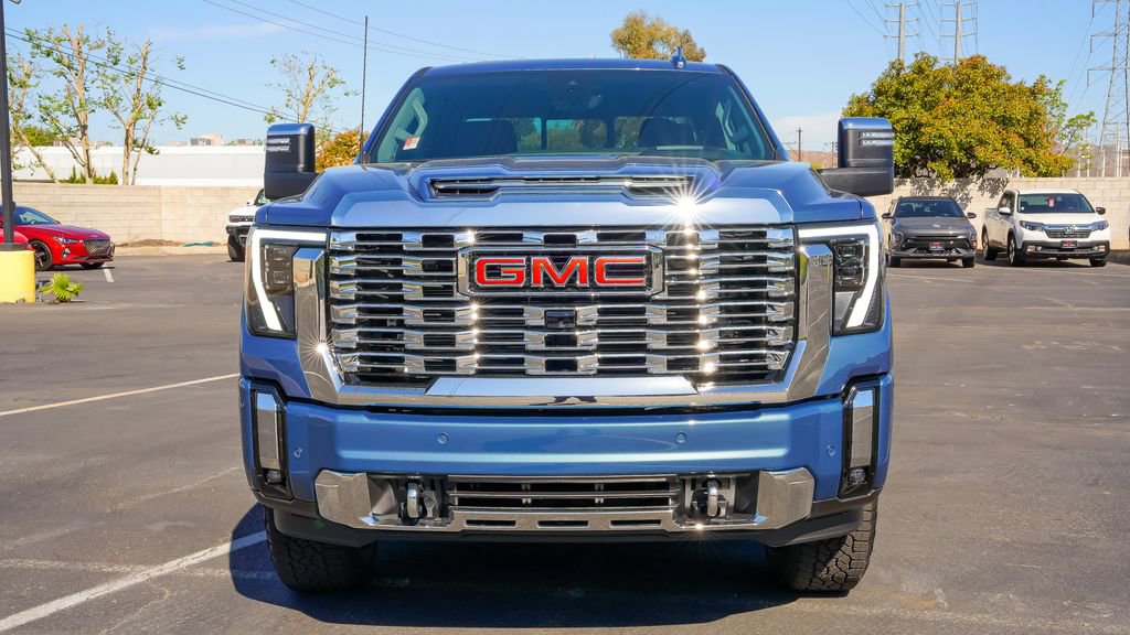 2025 Gmc Sierra 2500 HD Denali photo 4