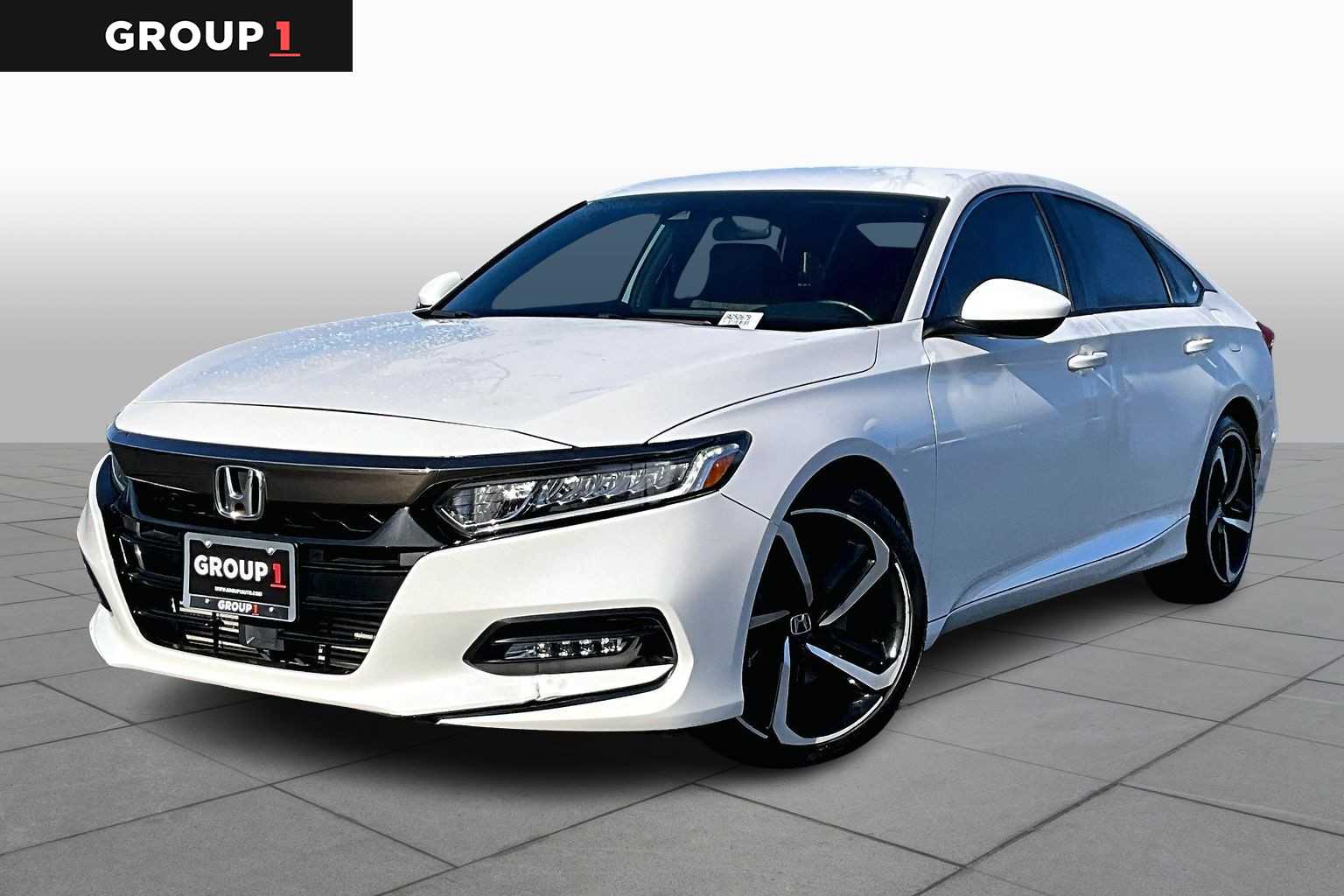 2018 Honda Accord Sport's photo