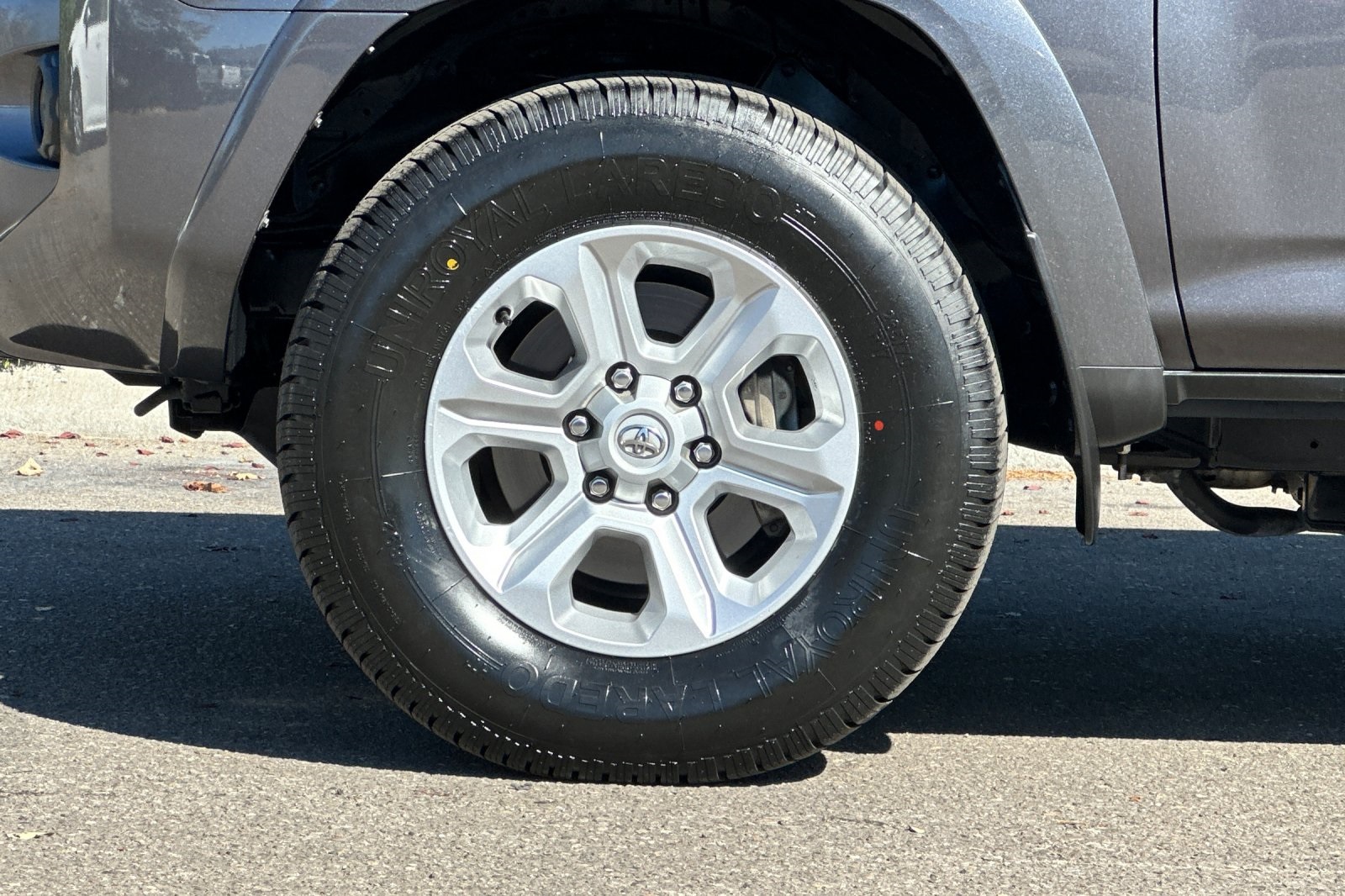 2023 Toyota 4Runner SR5 photo 25