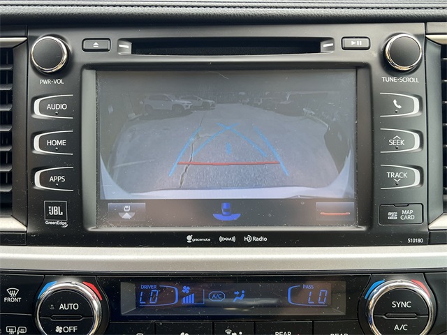 2017 Toyota Highlander Limited Platinum photo 3