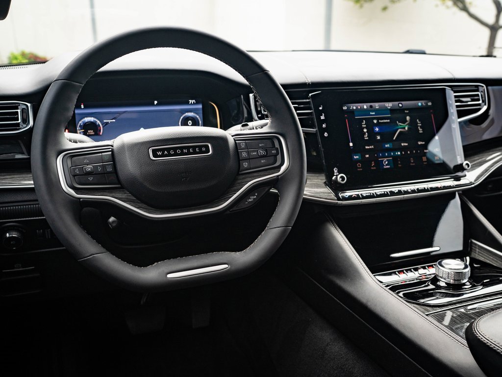 2022 Jeep Wagoneer Series III photo 4
