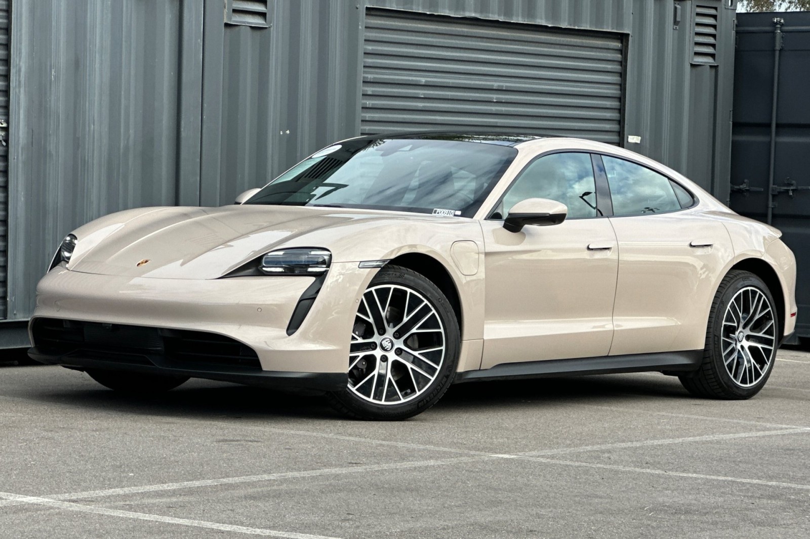 2022 Porsche Taycan Base