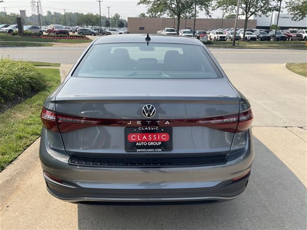 2025 Volkswagen Jetta 1.5T Sport photo 3