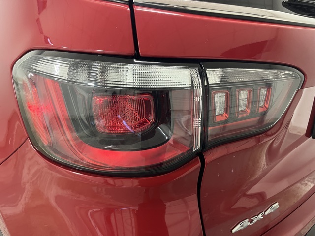 2023 Jeep Compass Latitude photo 7