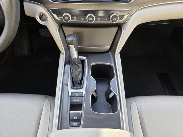 2022 Honda Accord LX photo 19