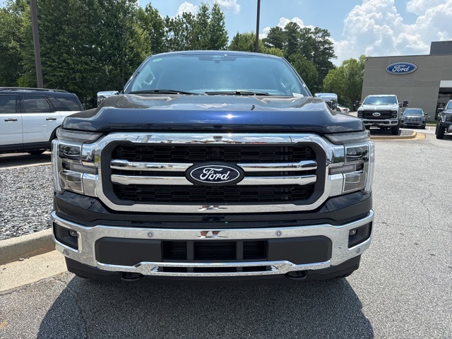 2025 Ford F-150 Lariat photo 4