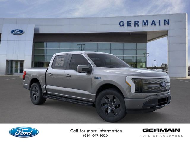 2025 Ford F-150 Lightning Lariat photo 7