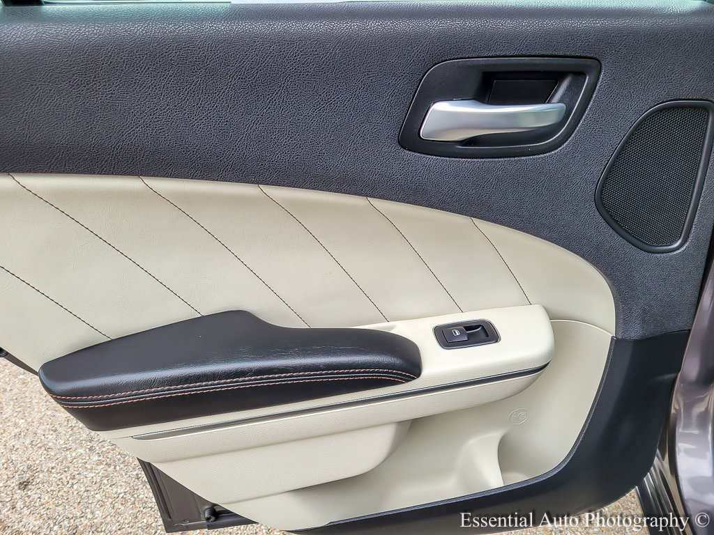 2018 DODGE CHARGER - Image 18