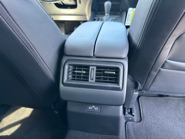 2025 Mazda CX-50 2.5 Select photo 32