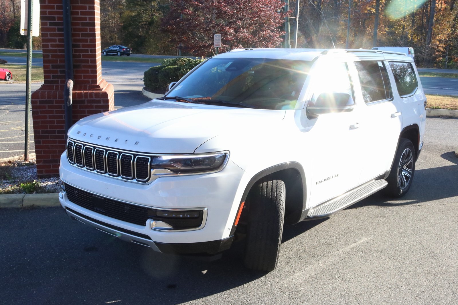 2024 Jeep Wagoneer Series II photo 2