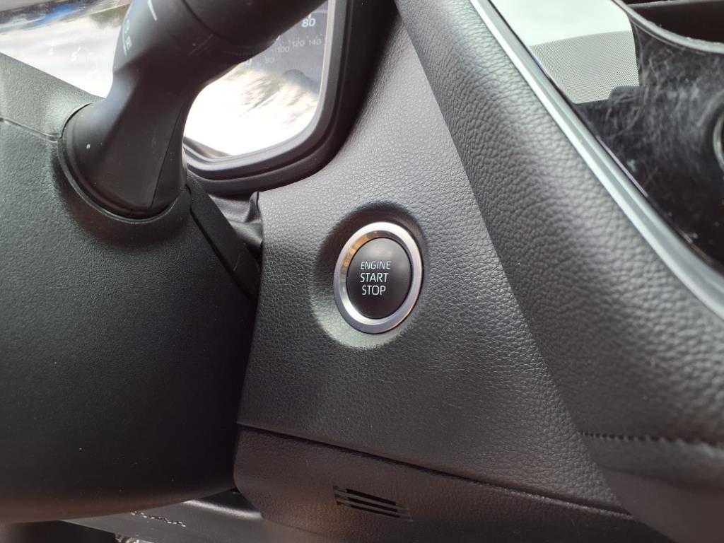 2024 Toyota Corolla SE photo 18