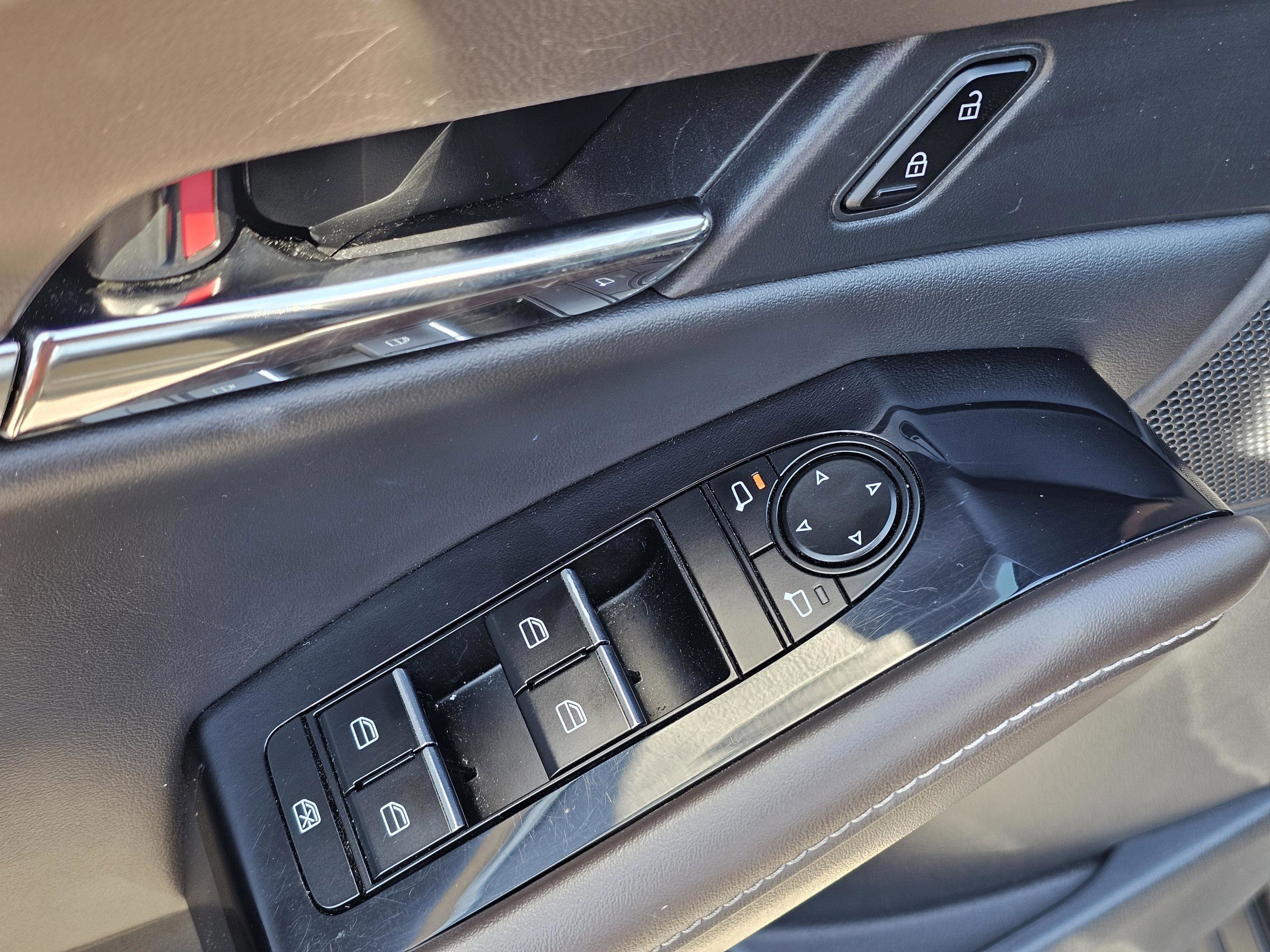 2023 Mazda CX-30 2.5 S Premium photo 11