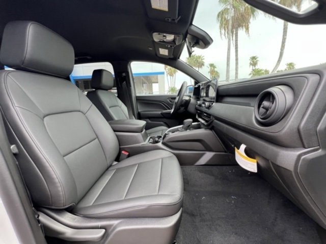 2025 Chevrolet Colorado Trail Boss photo 13