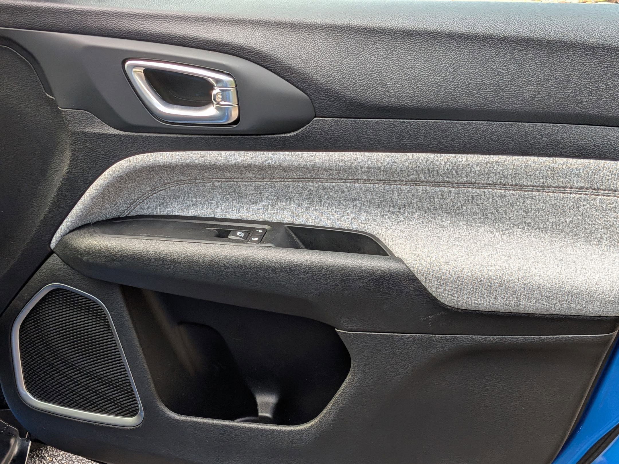 2022 Jeep Compass Latitude Lux photo 34