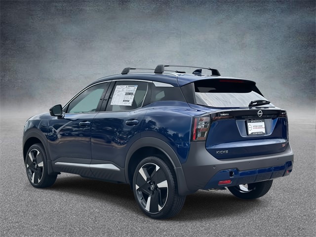 2025 Nissan Kicks SR photo 3