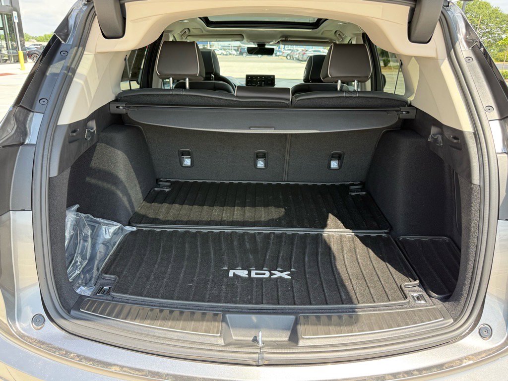 2025 Acura RDX Advance photo 17