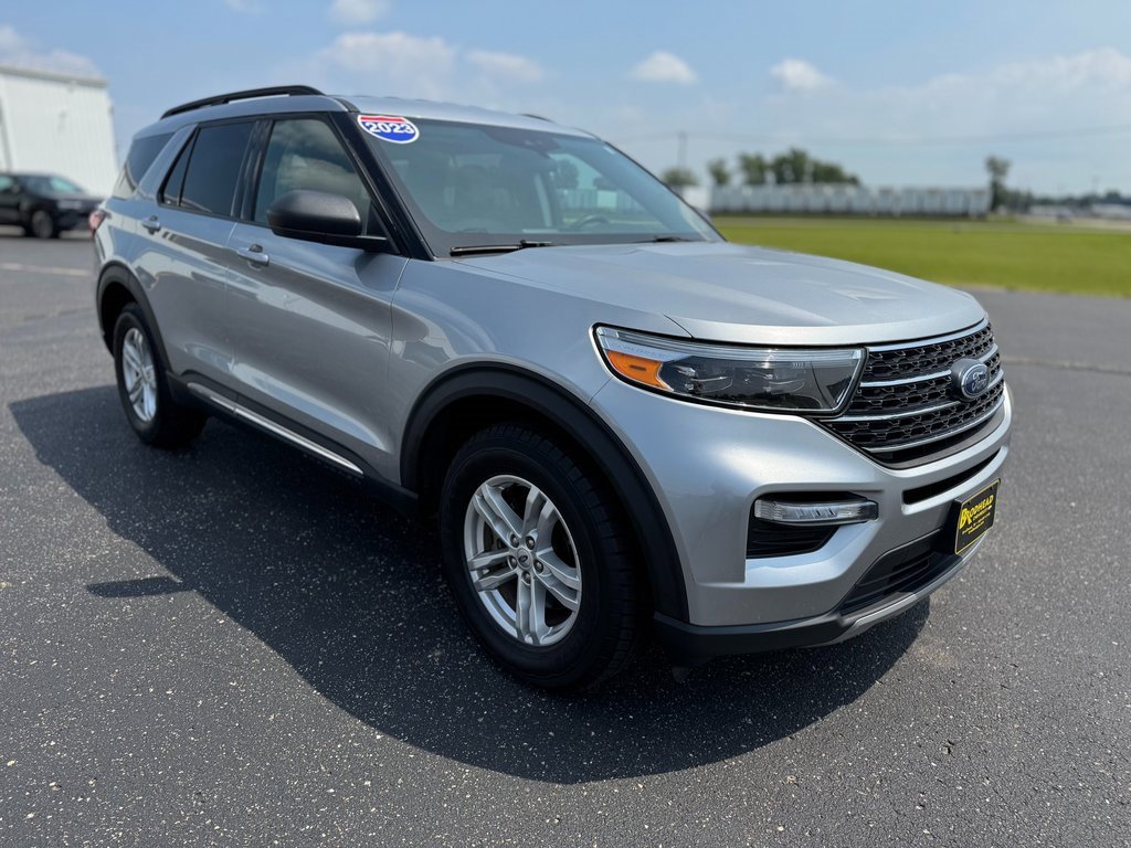 2023 Ford Explorer XLT photo 6