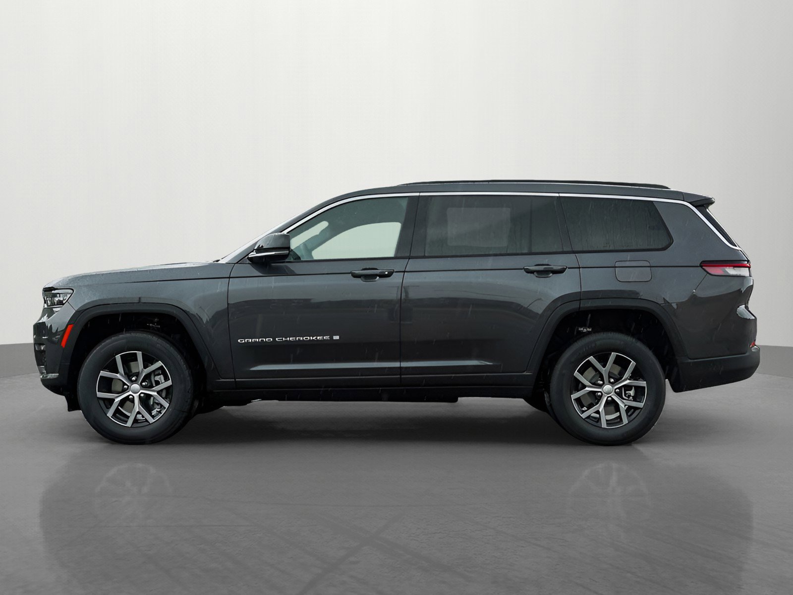 2025 Jeep Grand Cherokee Limited photo 3
