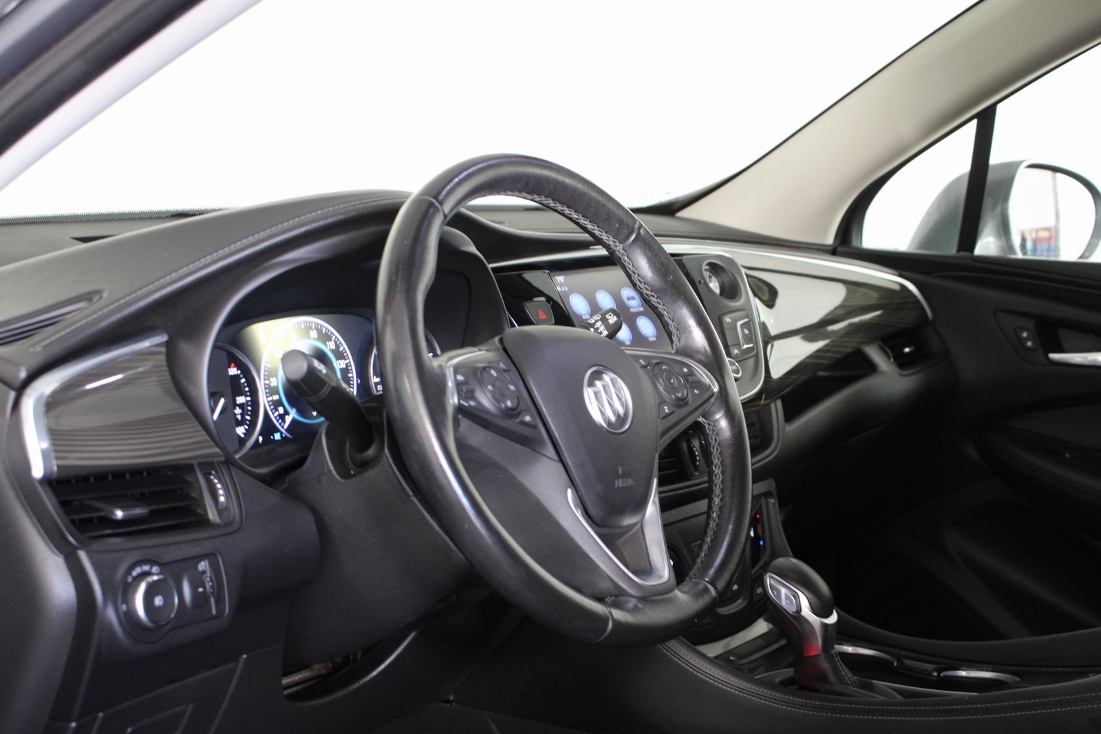 2020 Buick Envision Premium I photo 2