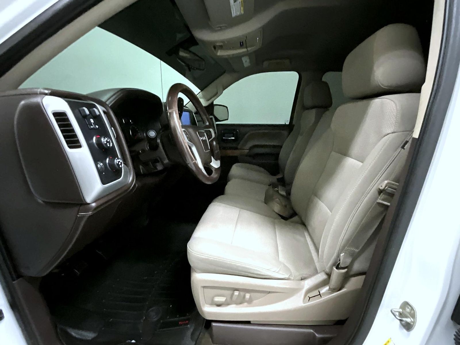 2016 Gmc Sierra 1500 SLE photo 10