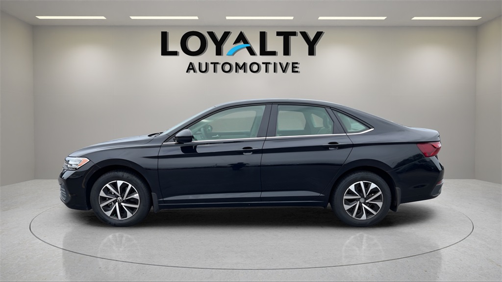 2024 Volkswagen Jetta 1.5T S photo 2